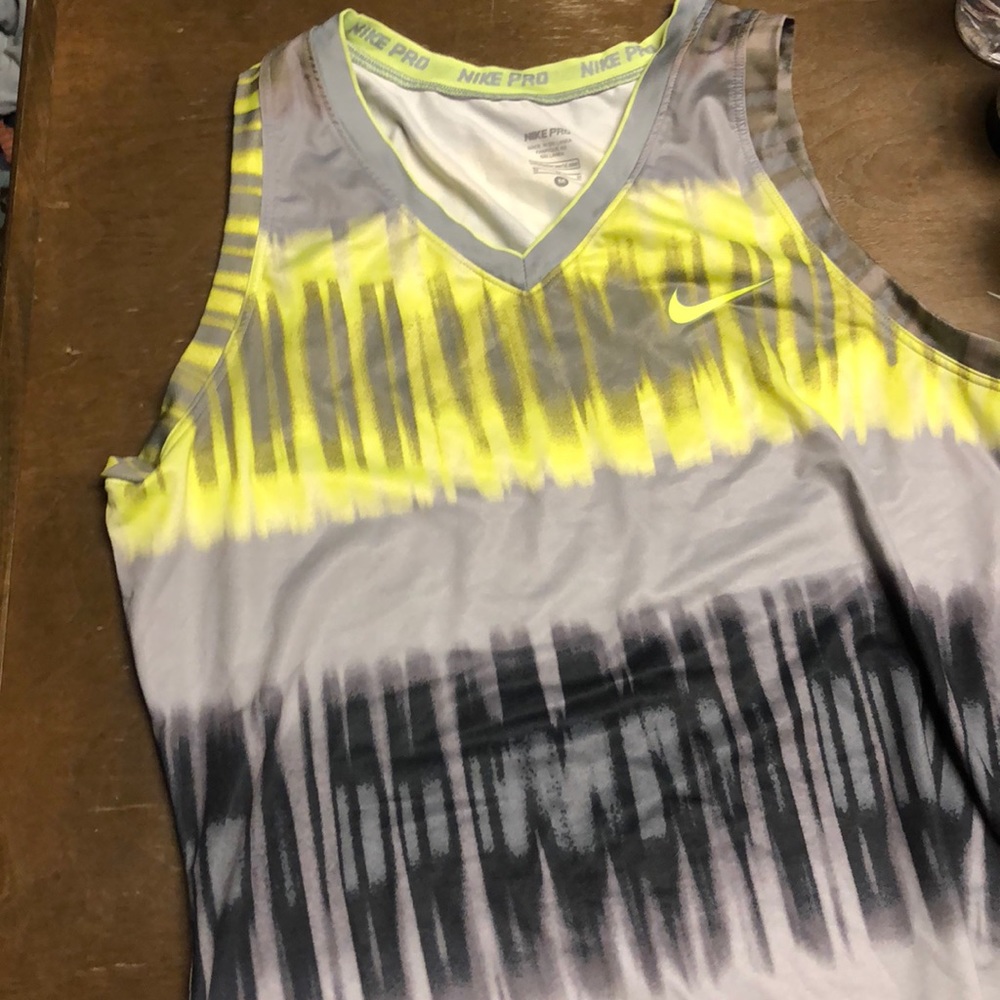 Tight fitting tank